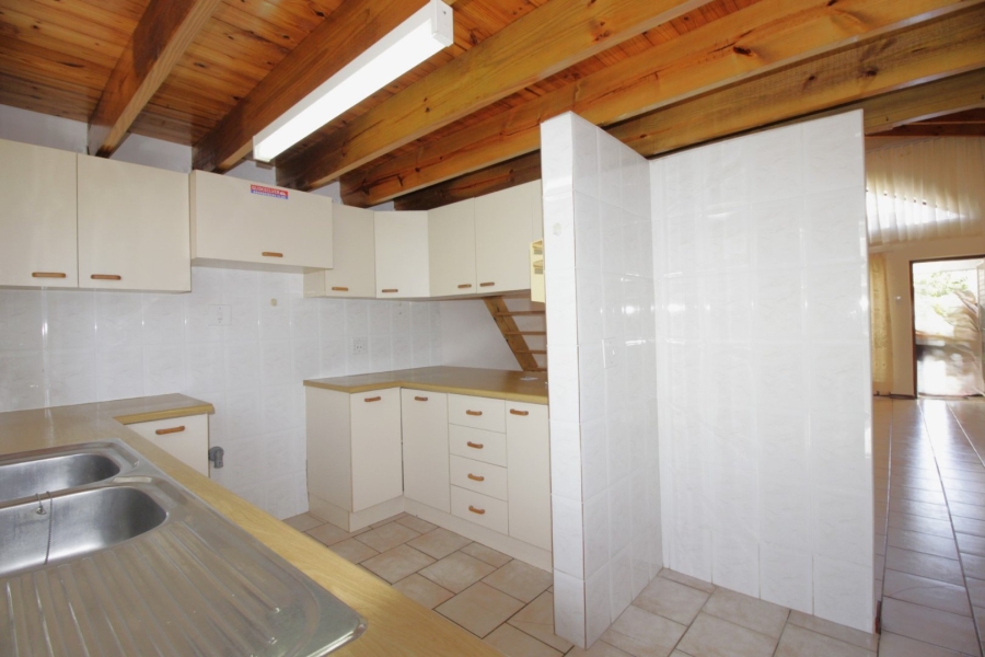 3 Bedroom Property for Sale in Jeffreys Bay Central Eastern Cape